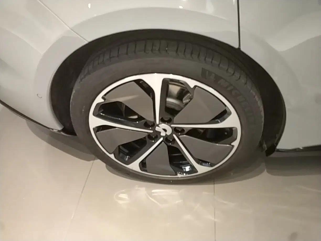 Nio ET5T 2025 75 kWh Touring — миниатюра 11
