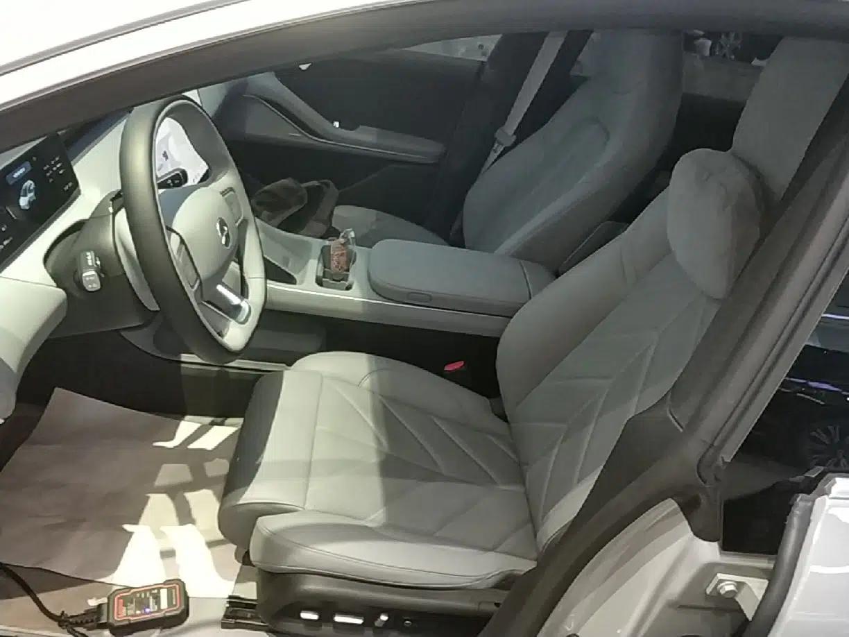 Nio ET5T 2025 75 kWh Touring — миниатюра 17