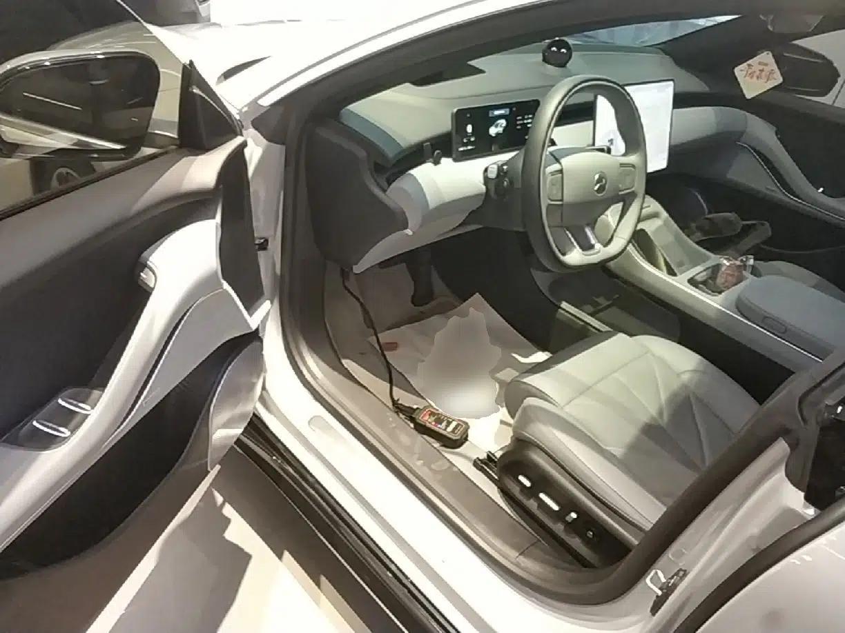 Nio ET5T 2025 75 kWh Touring — миниатюра 18