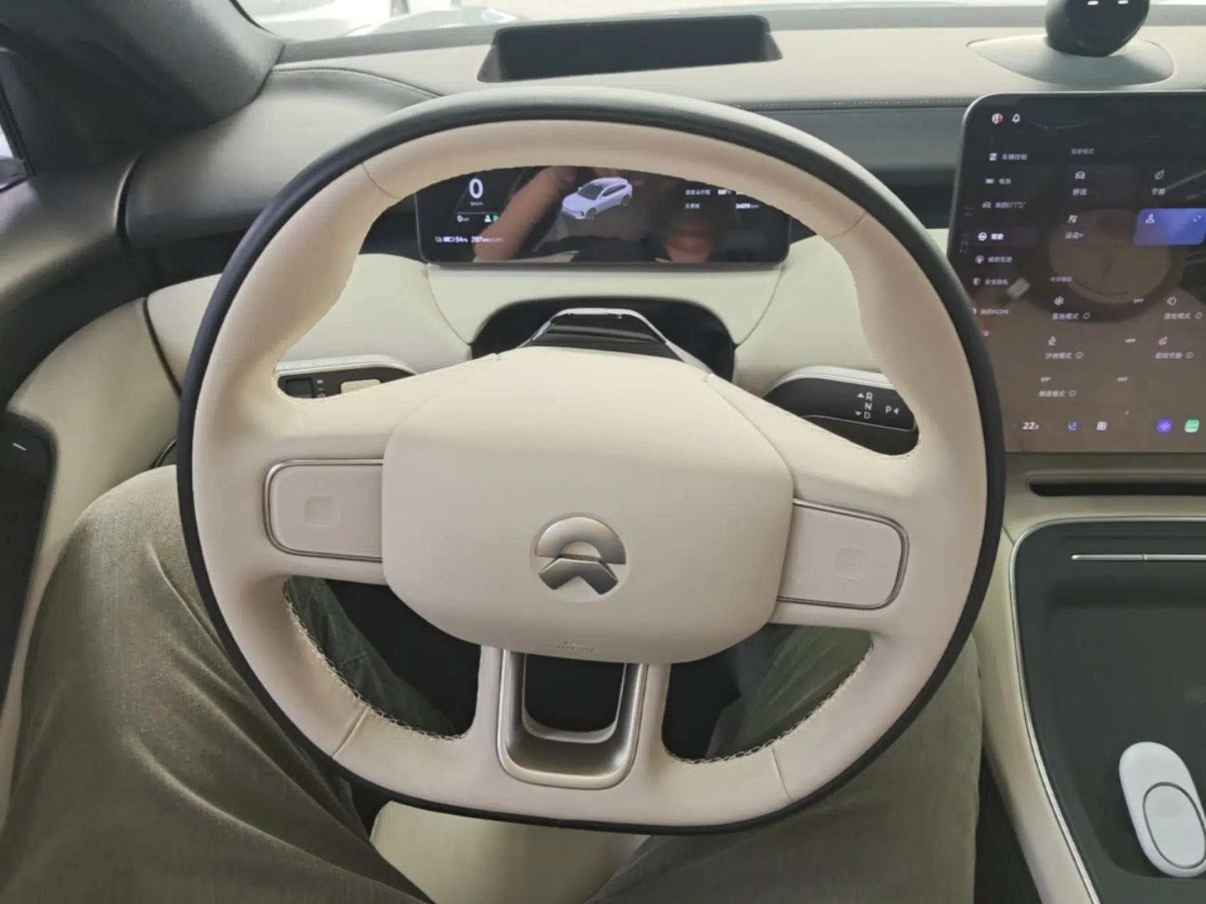 Nio ET5T 2025 75 kWh Touring — миниатюра 13
