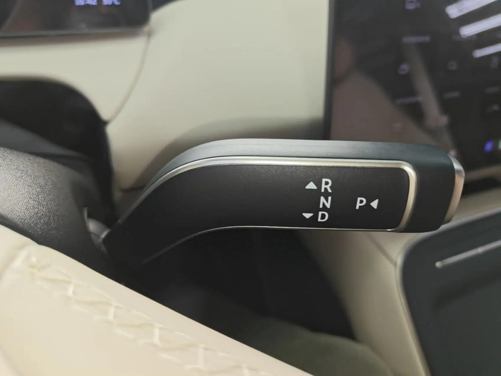 Nio ET5T 2025 75 kWh Touring — миниатюра 16
