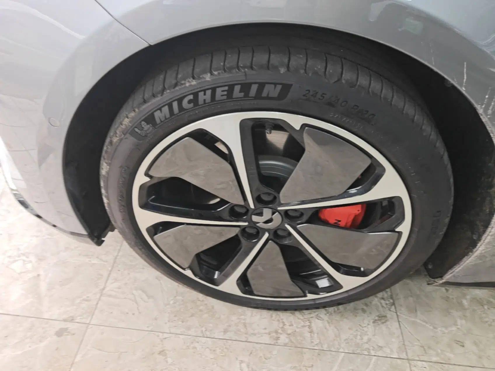 Nio ET5T 2025 75 kWh Touring — миниатюра 10