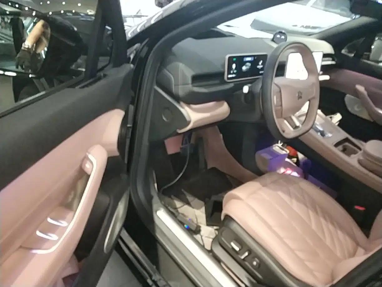 Nio EC6 2025 75 kWh — миниатюра 18