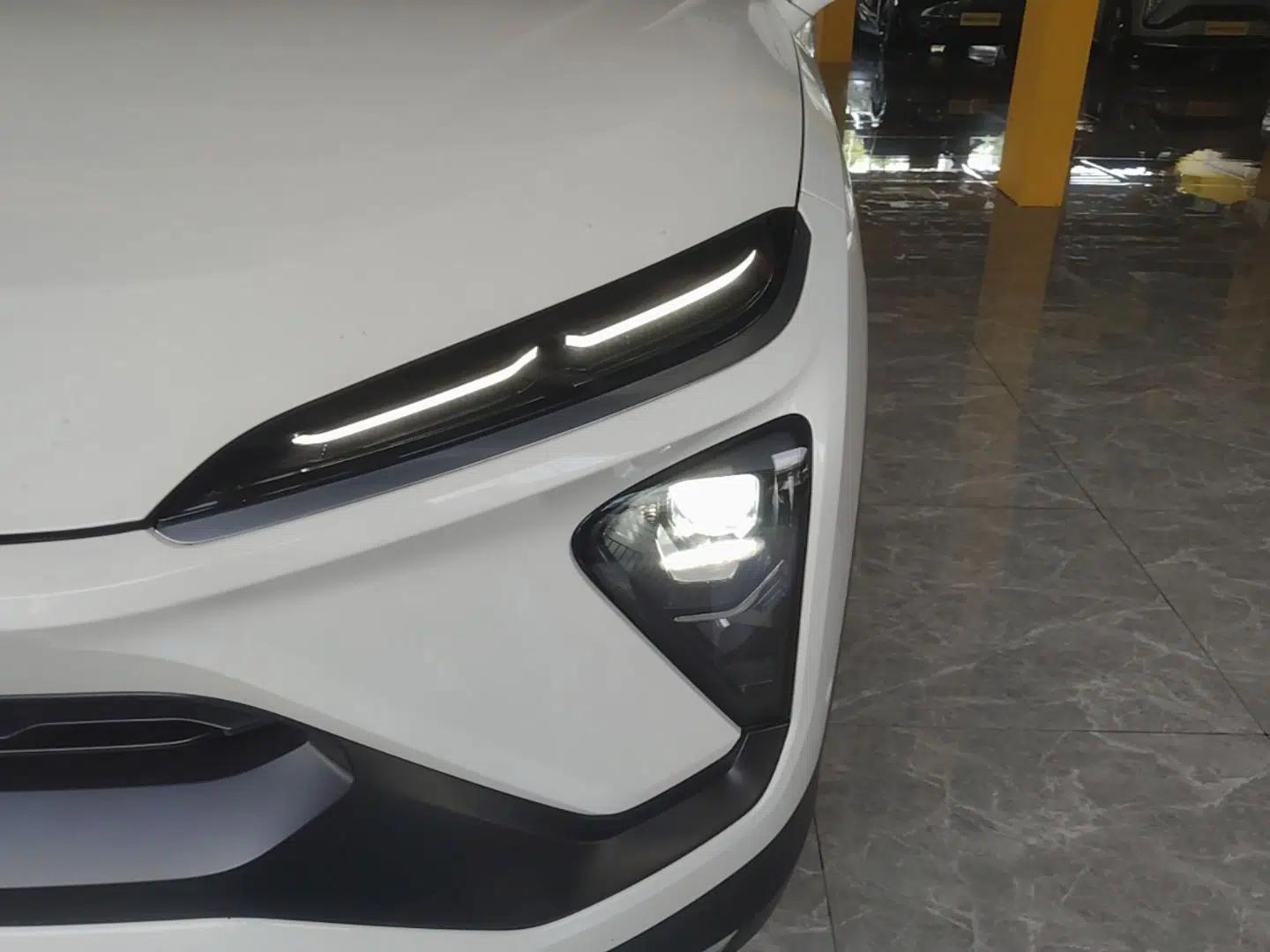Nio EC6 2020 430 km Sport Version — миниатюра 8