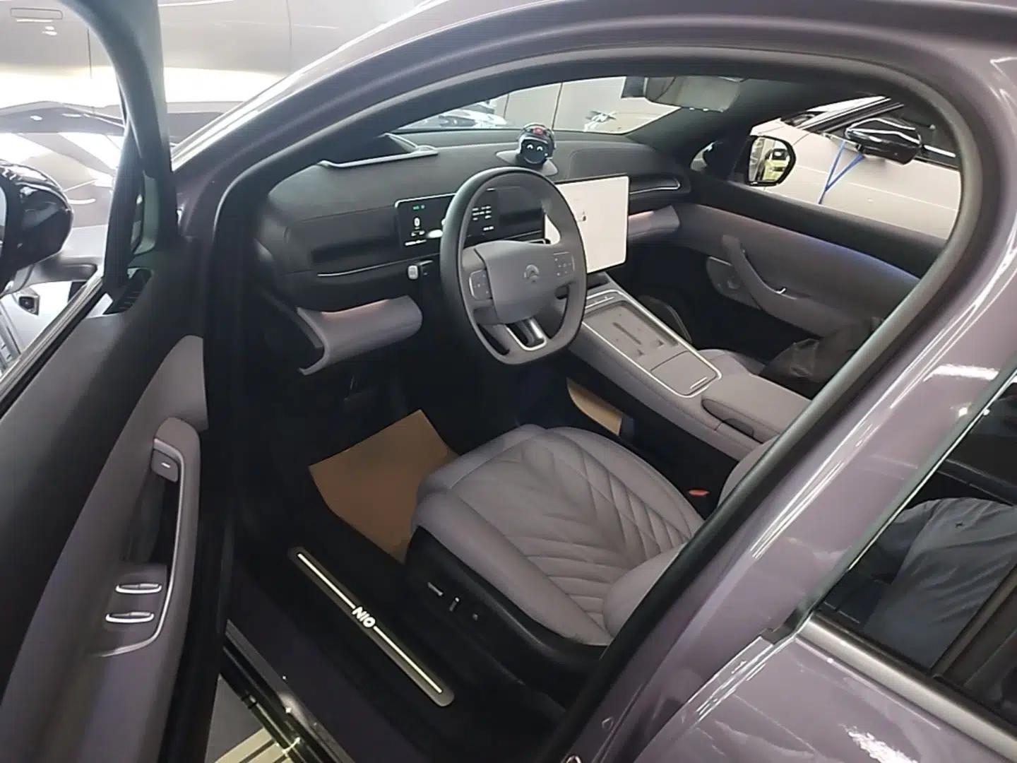 Nio EC6 2025 75 kWh — миниатюра 18