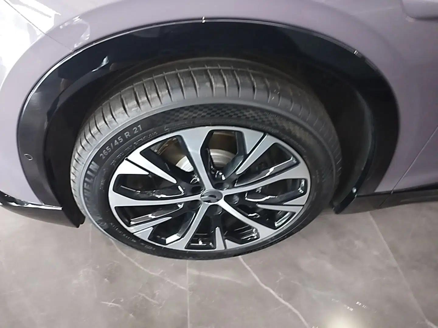 Nio EC6 2025 75 kWh — миниатюра 10