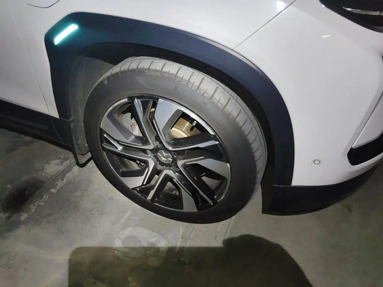 Nio EC6 2020 615 km Performance Edition — миниатюра 8