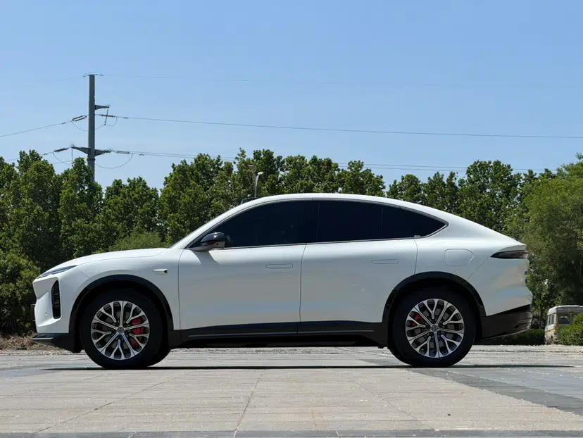 Nio EC6 2025 75 kWh — миниатюра 15