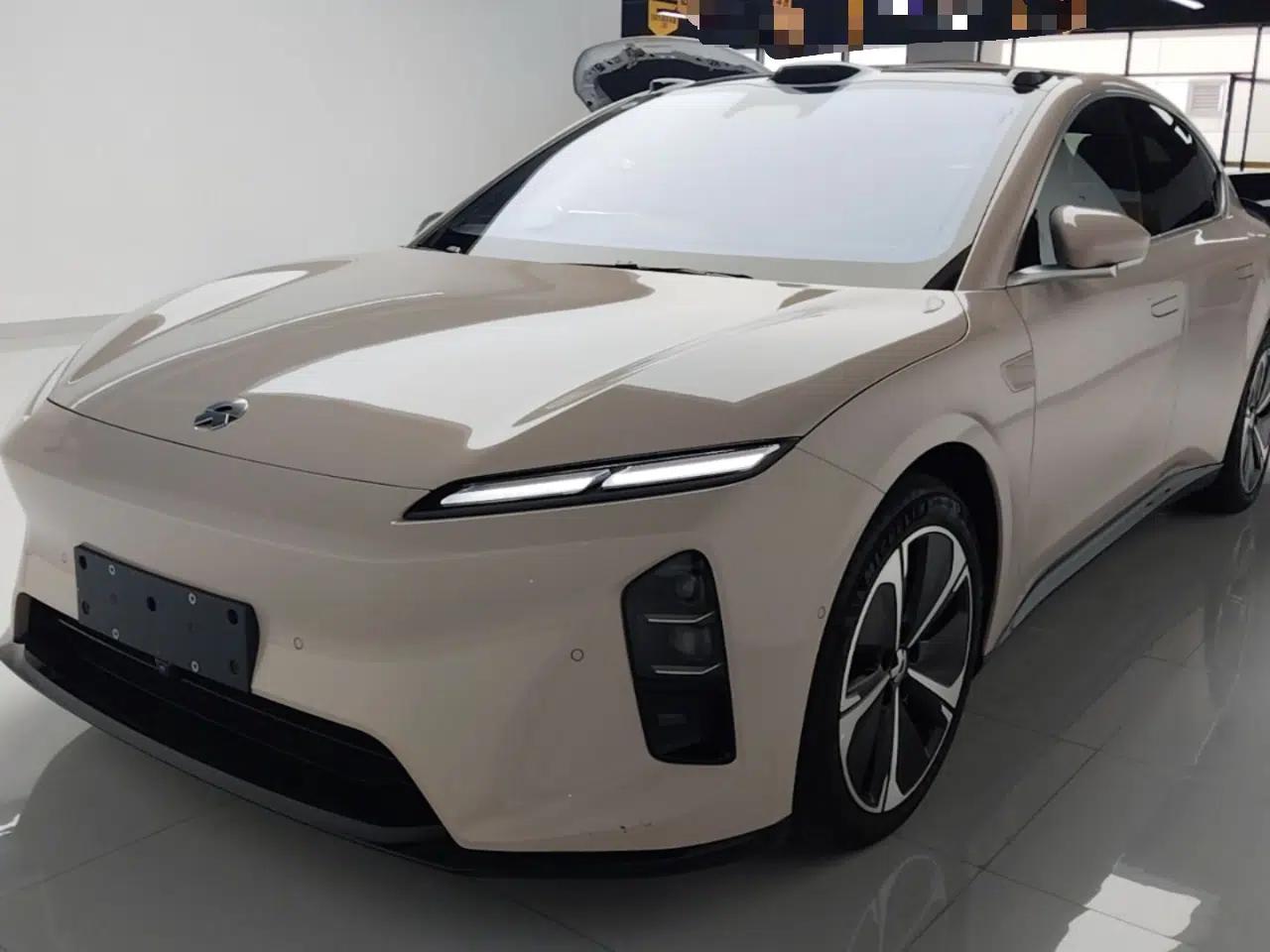 Nio ET5 2025 75 kWh — миниатюра 1