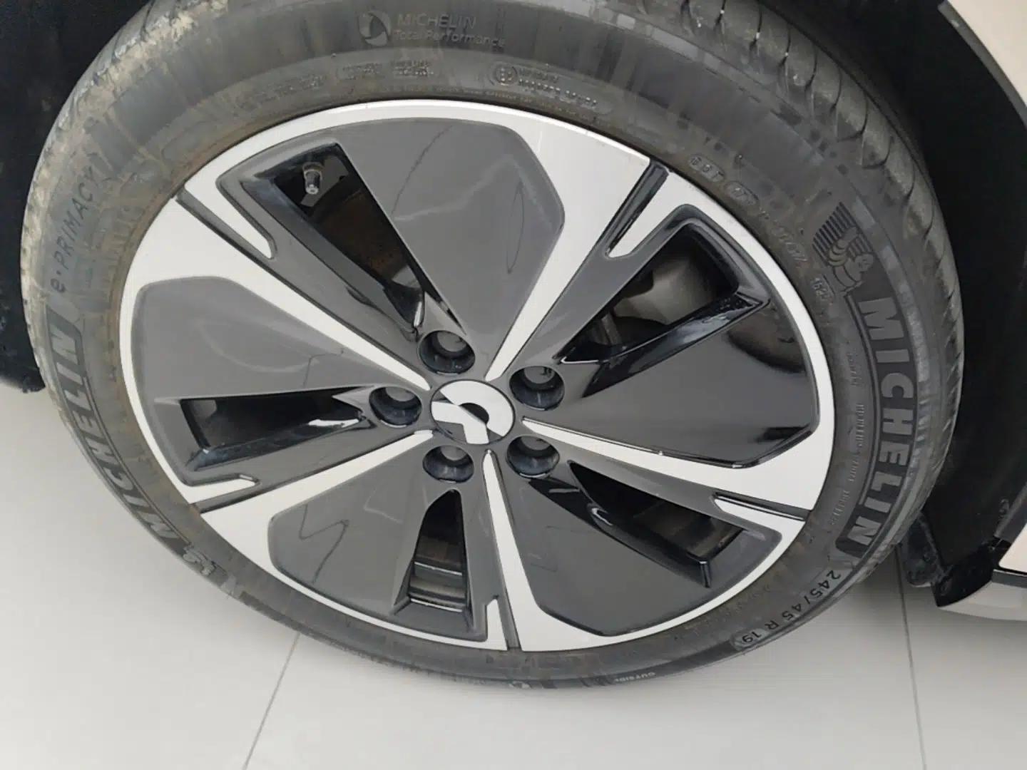 Nio ET5 2025 75 kWh — миниатюра 11
