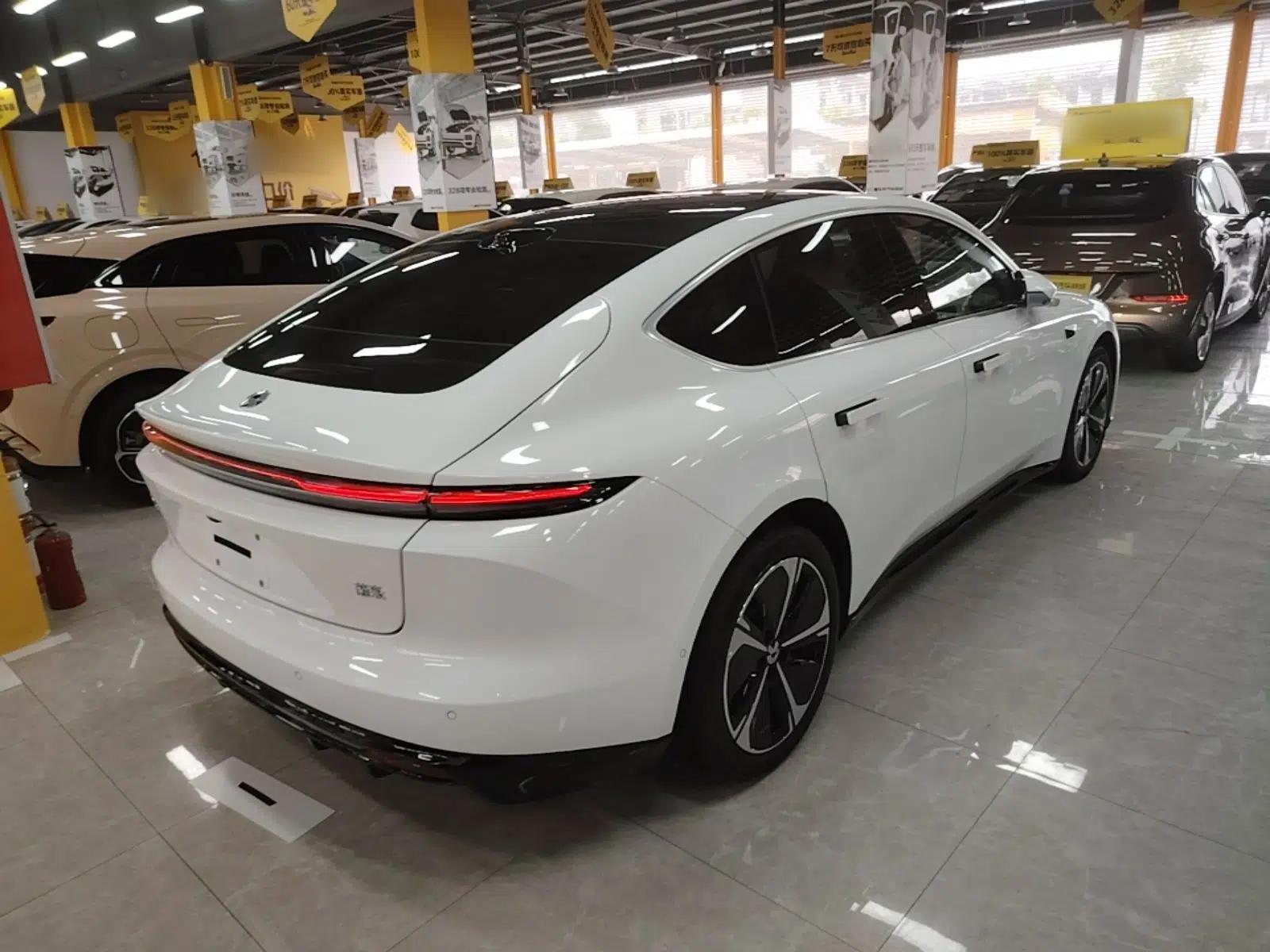 Nio ET5 2025 75 kWh — миниатюра 6