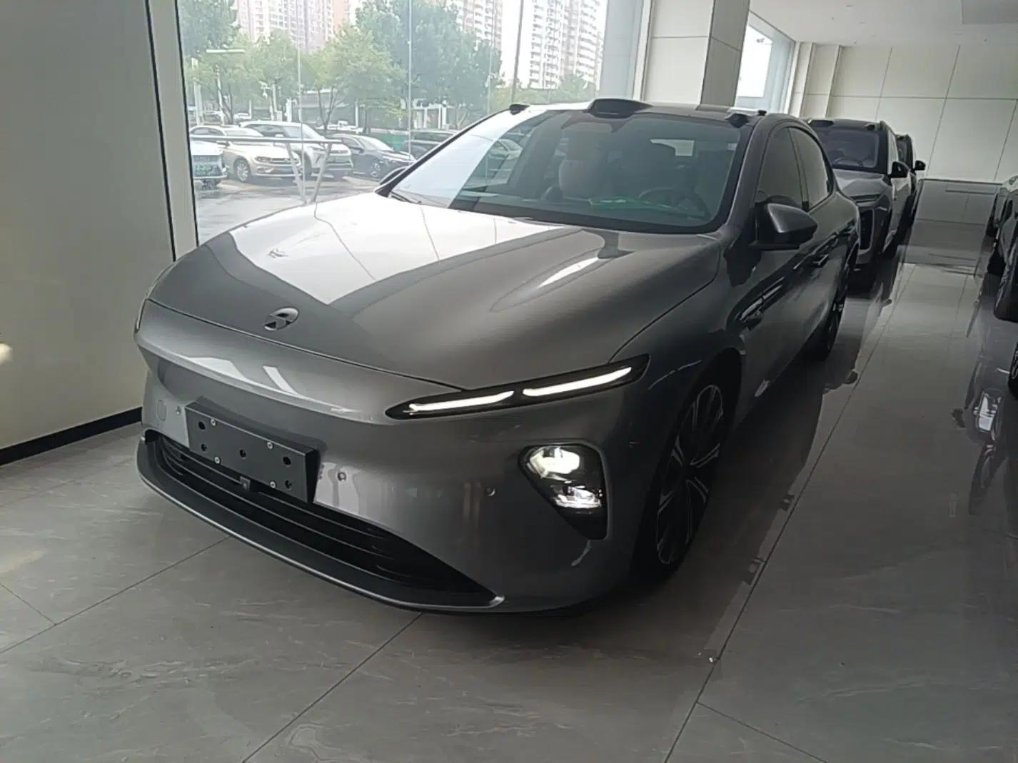 Nio ET7 2024 100kWh Executive Signature Edition — миниатюра 1