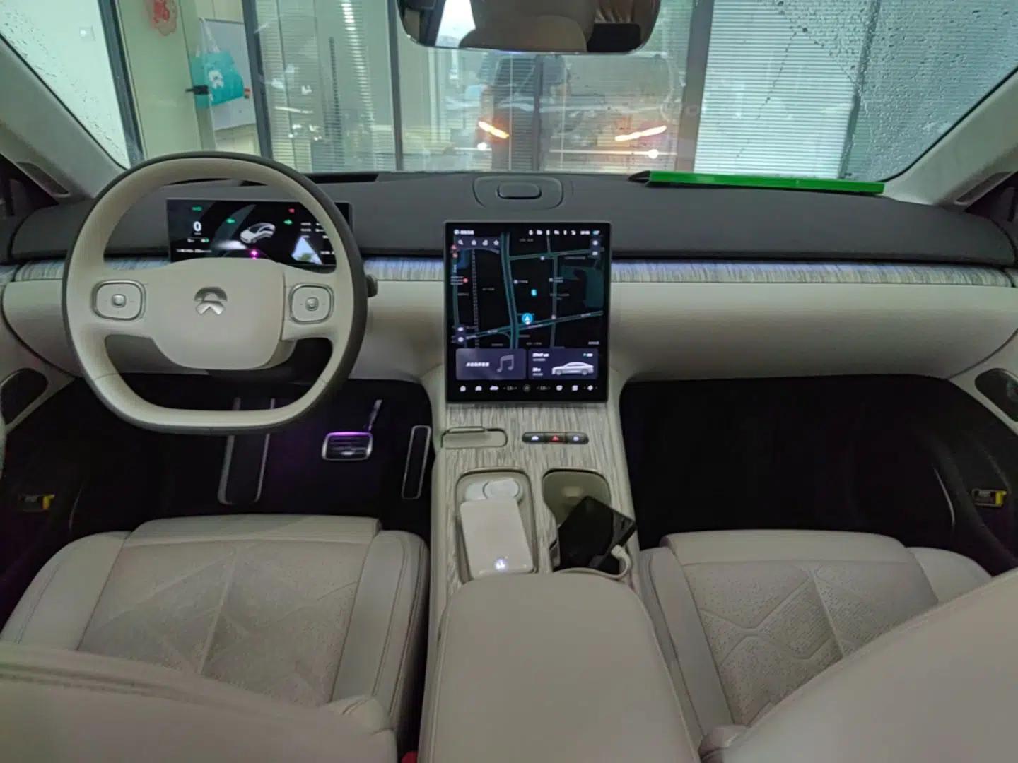 Nio ET7 2024 75 kWh Executive Signature Edition — миниатюра 17
