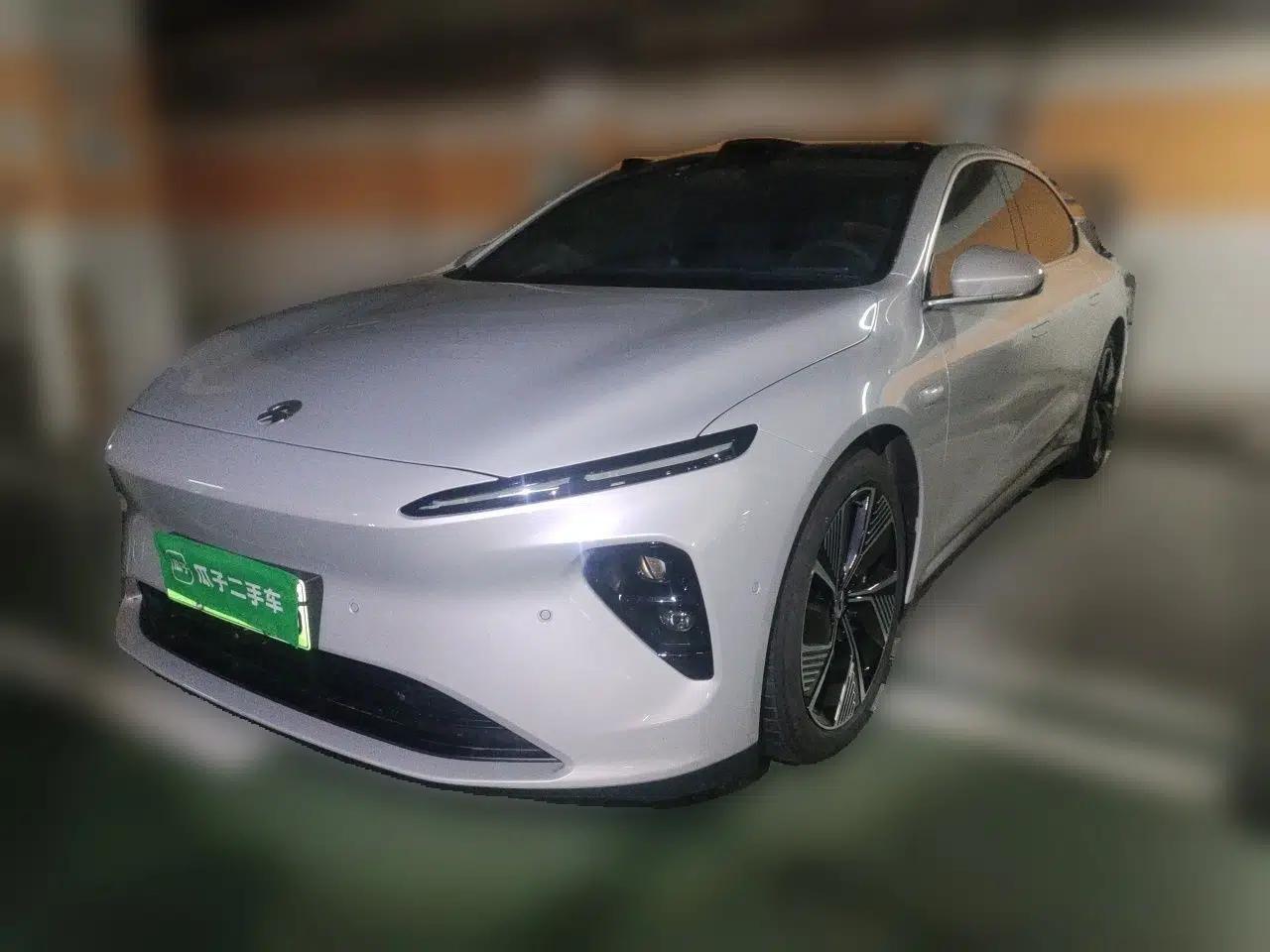 Nio ET7 2024 75 kWh Executive Edition — миниатюра 1