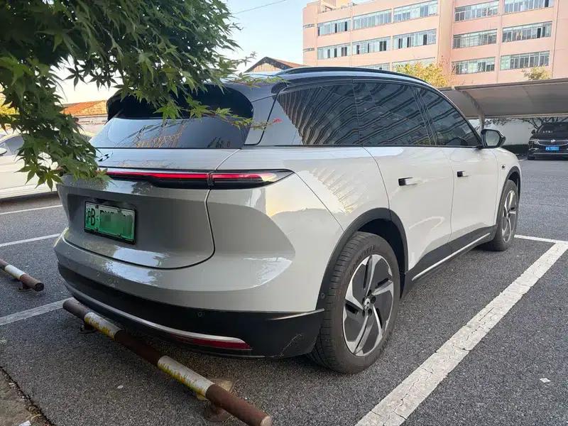 NIO ES6 2024 model 75kWh — миниатюра 3