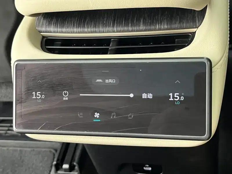 NIO ES6 2024 model 75kWh — миниатюра 10
