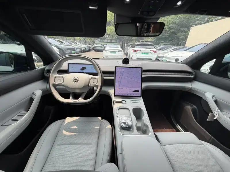NIO ES6 2024 model 75kWh — миниатюра 7