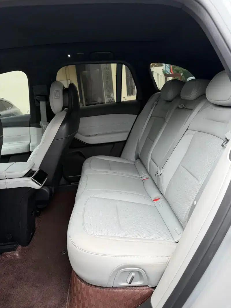 NIO ES6 2024 model 75kWh — миниатюра 9