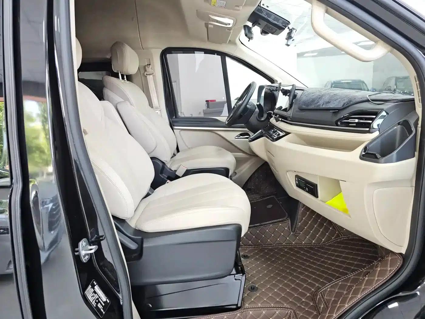 Xintu EV70 2025 Model 420km Long Wheelbase Mid-Roof Luxury Edition 9-Seater — миниатюра 8