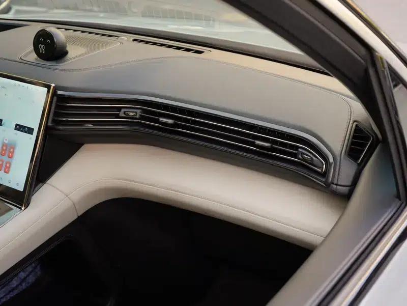 NIO ES8 2020 415KM Base Edition 7-Seater — миниатюра 8