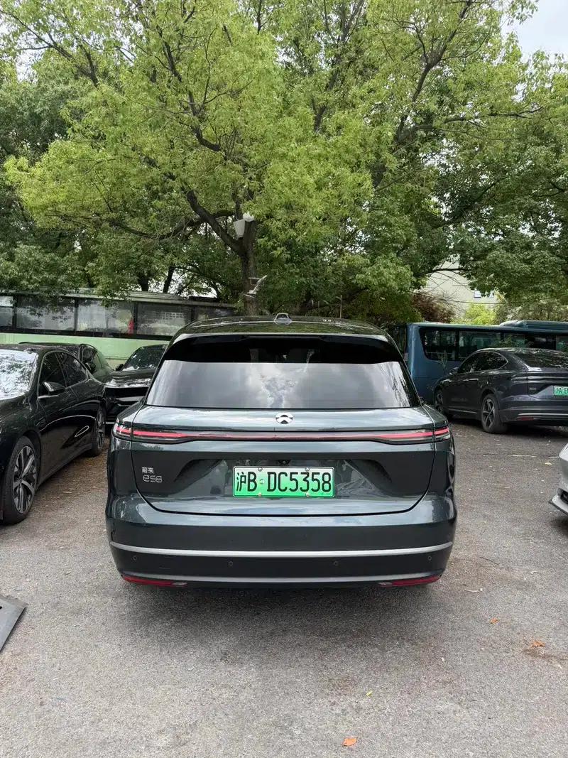 NIO ES8 2024 model 75kWh — миниатюра 3