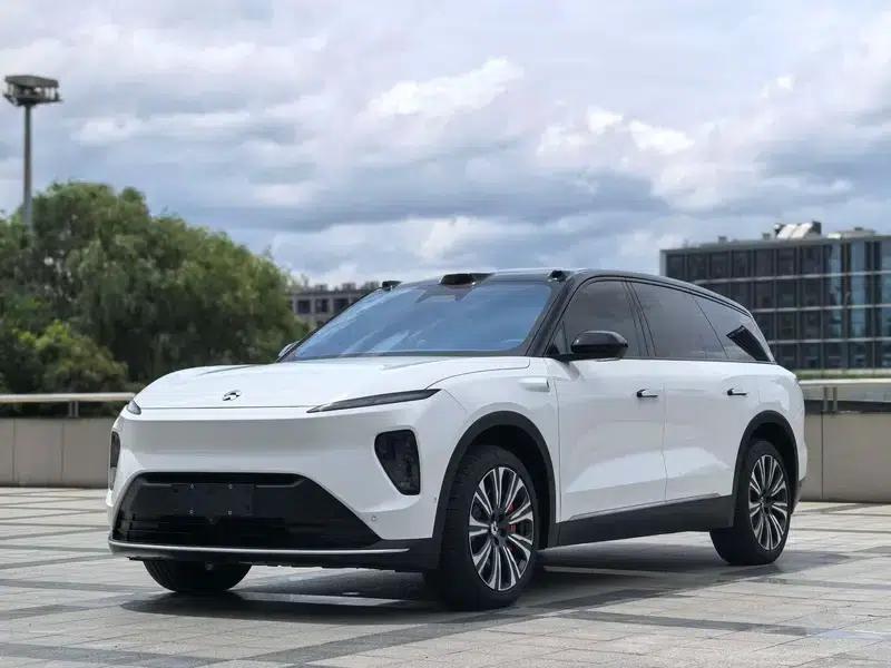 NIO ES8 2024 model 75kWh — миниатюра 1