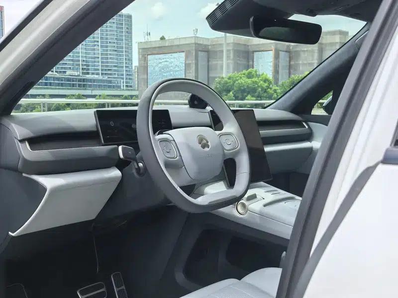 NIO ES8 2024 model 75kWh — миниатюра 16
