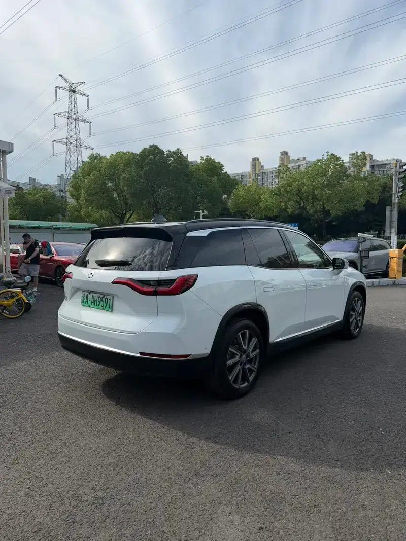 NIO ES8 2020 Model 450KM Six-Seater — миниатюра 4