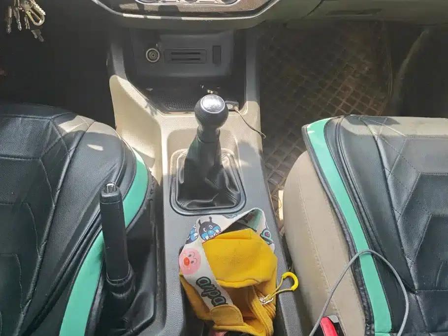 Lingzhi 2022 M5 1.6L Practical 7-Seater — миниатюра 16