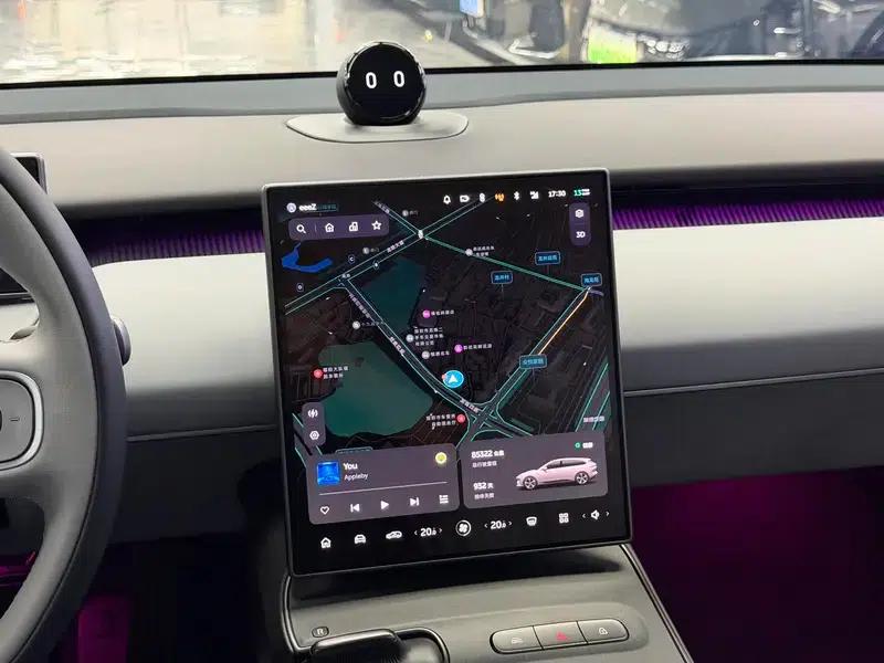 NIO ET5T 2023 model 75kWh — миниатюра 8