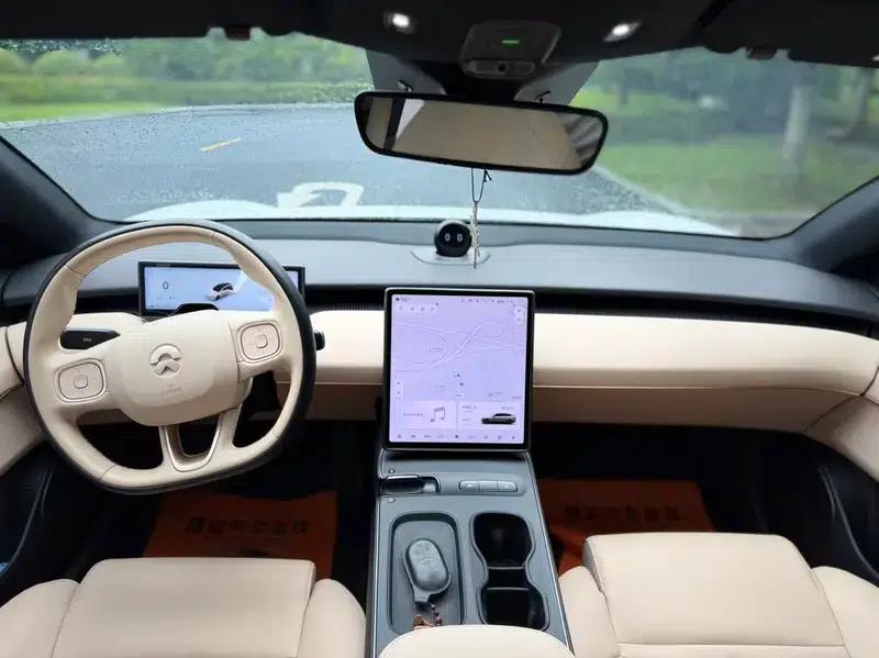 NIO ET5T 2023 model 75kWh — миниатюра 9