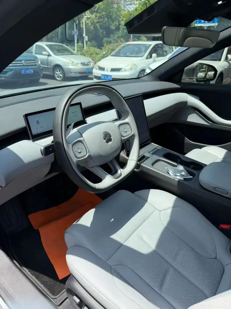 NIO ET5T 2024 model 75kWh — миниатюра 5
