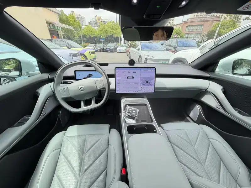 NIO ET5T 2025 model 75kWh — миниатюра 7