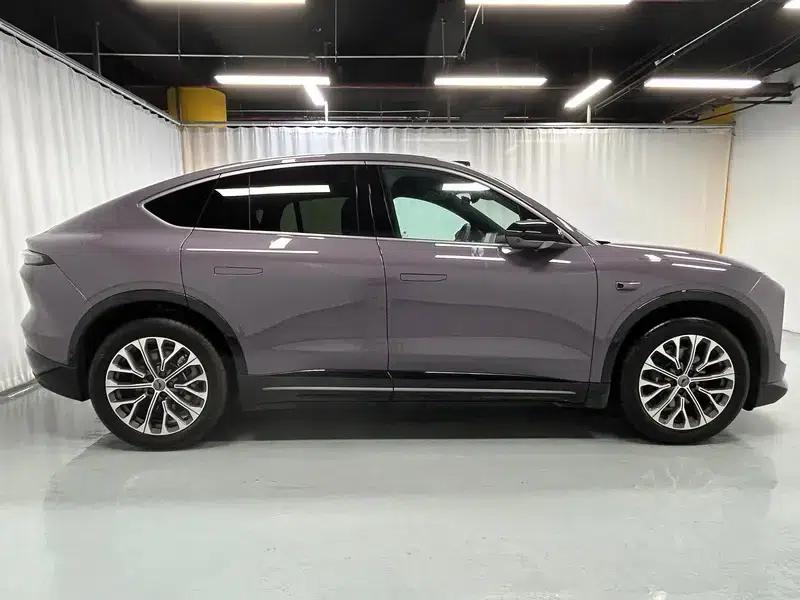 NIO EC6 2025 model 75kWh — миниатюра 8