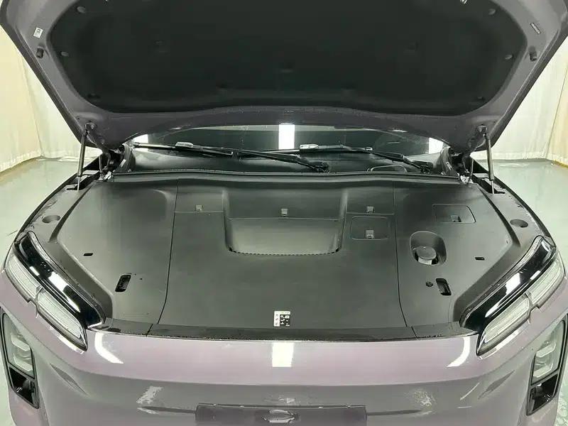 NIO EC6 2025 model 75kWh — миниатюра 10
