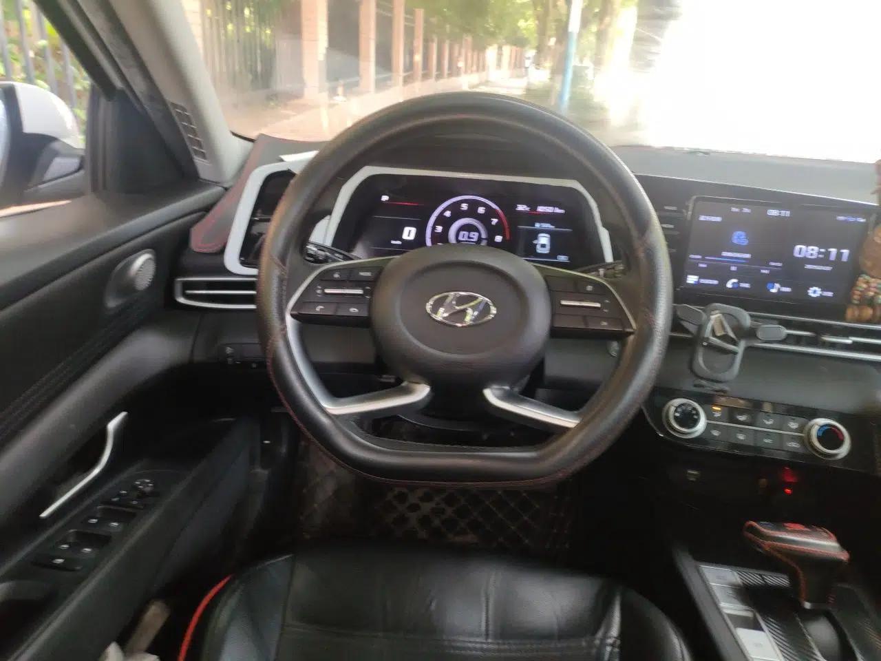 Hyundai Elantra 2022 1.5L CVT GLX Elite Edition — миниатюра 10