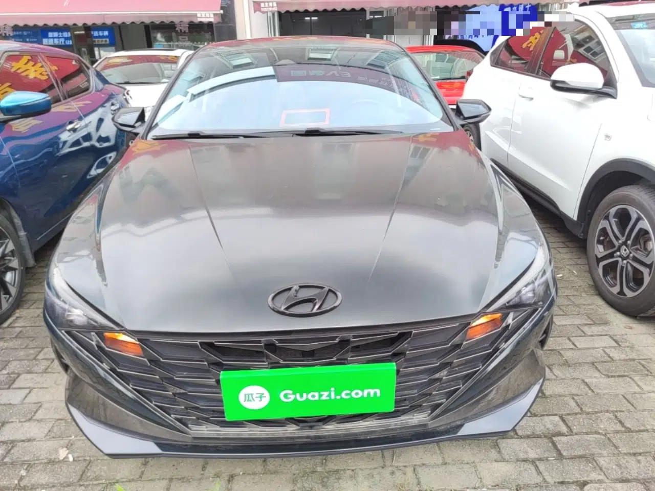Hyundai Elantra 2021 1.5L CVT LUX Prestige Edition — миниатюра 2