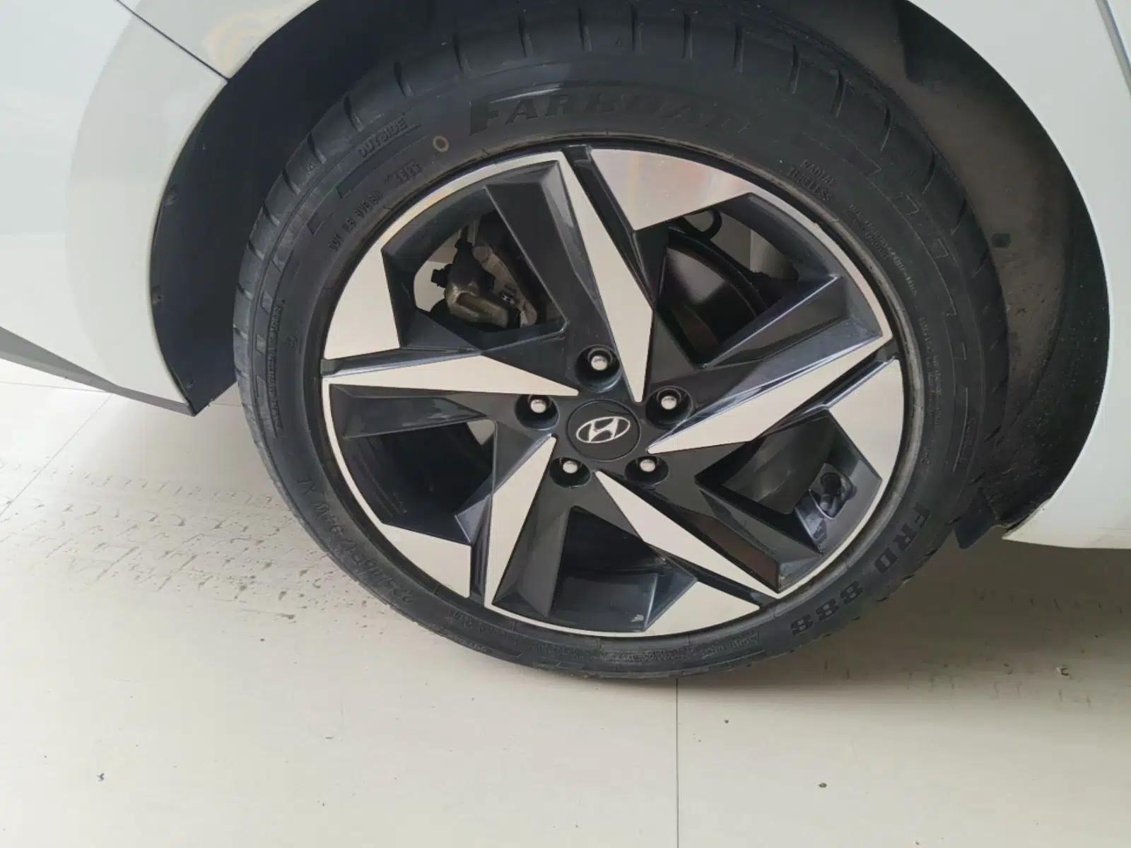 Hyundai Elantra 2021 1.5L CVT GLX Elite Edition — миниатюра 11