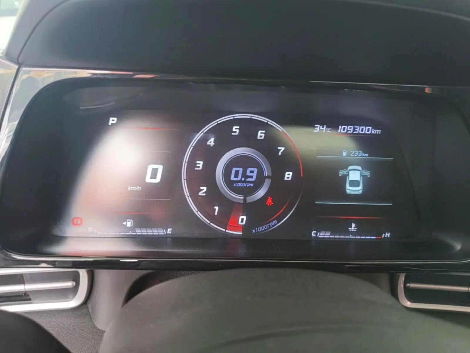 Hyundai Elantra 2021 1.5L CVT GLX Elite Edition — миниатюра 14