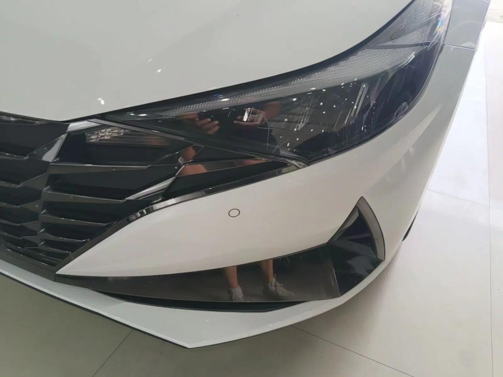 Hyundai Elantra 2021 1.5L CVT GLX Elite Edition — миниатюра 8