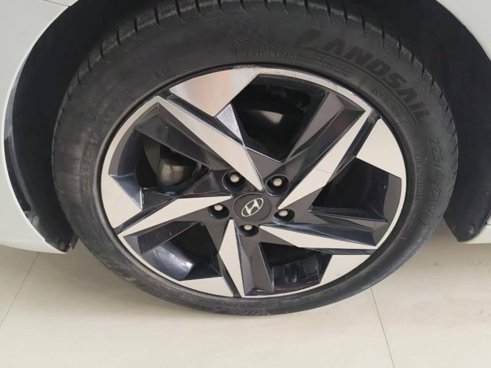 Hyundai Elantra 2021 1.5L CVT GLX Elite Edition — миниатюра 10