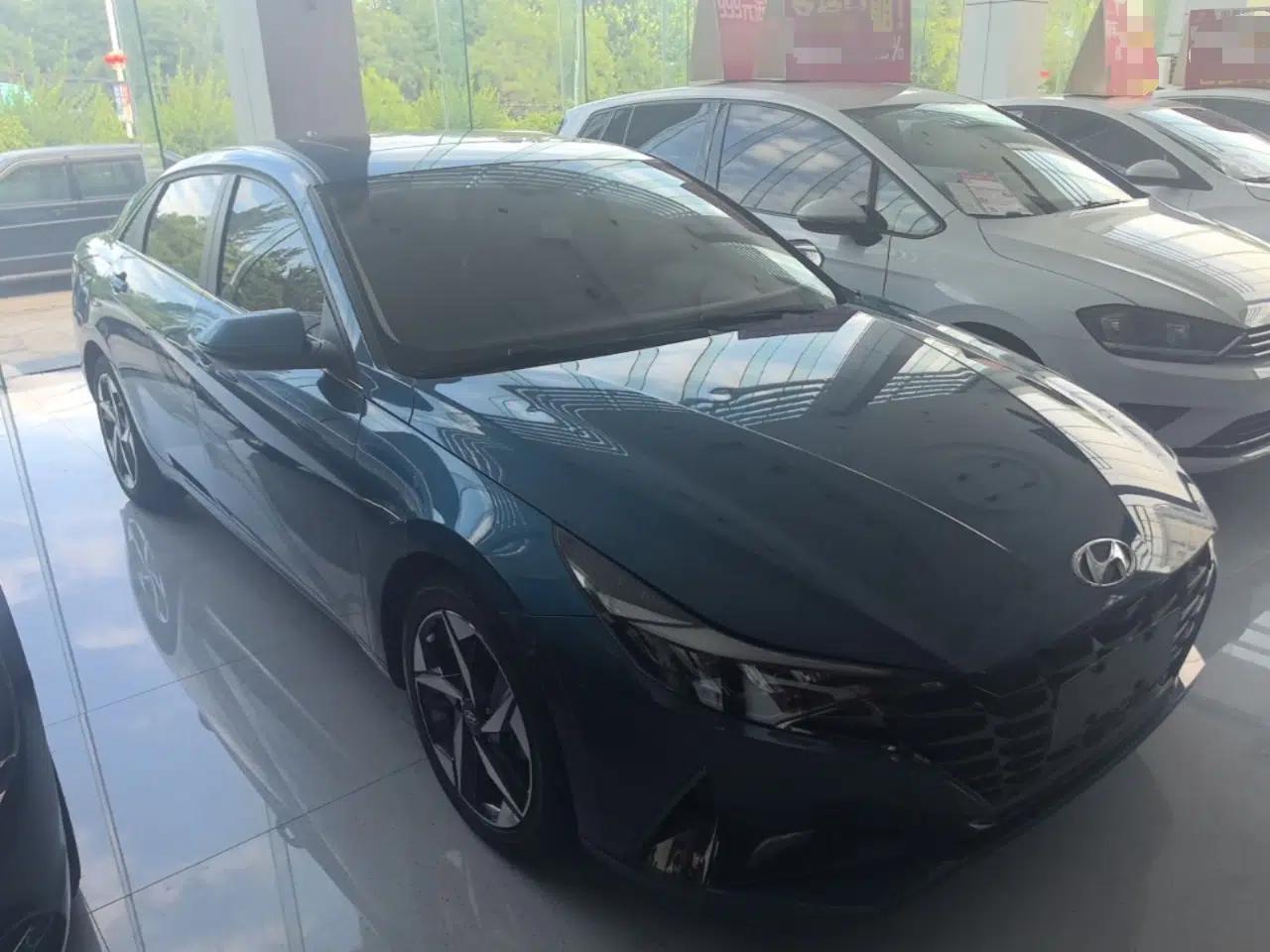 Hyundai Elantra 2021 1.5L CVT GLX Elite Edition — миниатюра 3