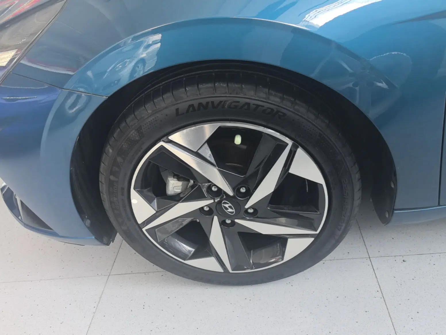 Hyundai Elantra 2021 1.5L CVT GLX Elite Edition — миниатюра 10