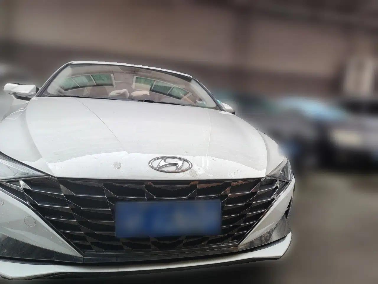 Hyundai Elantra 2022 1.5L CVT GLX Elite Edition — миниатюра 2