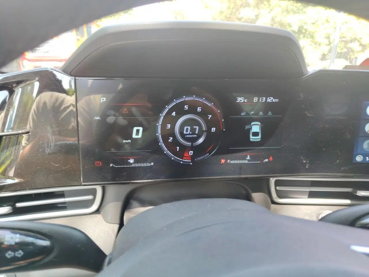 Hyundai Elantra 2022 1.5L CVT LUX Prestige Edition — миниатюра 11