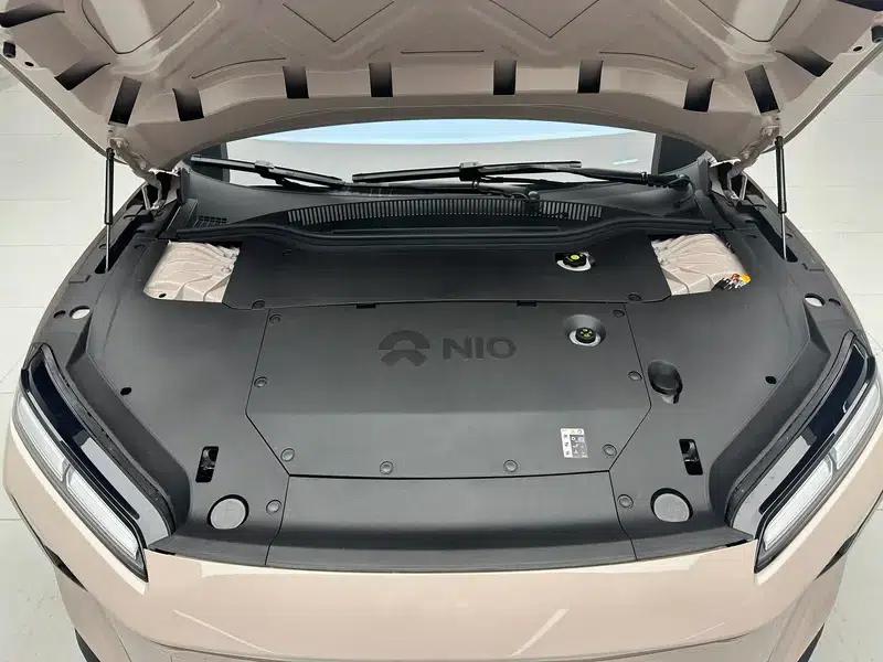 NIO ET5 2025 model 75kWh — миниатюра 10