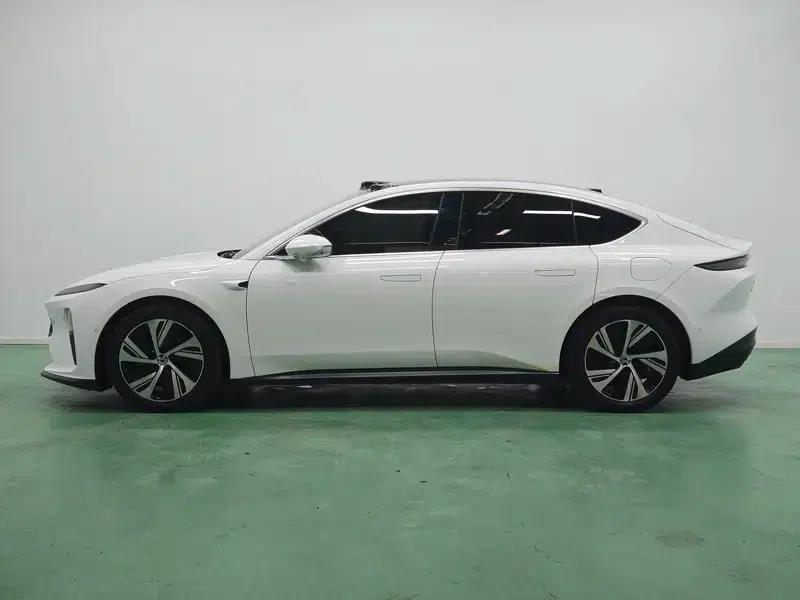 NIO ET5 2022 model 75kWh — миниатюра 4