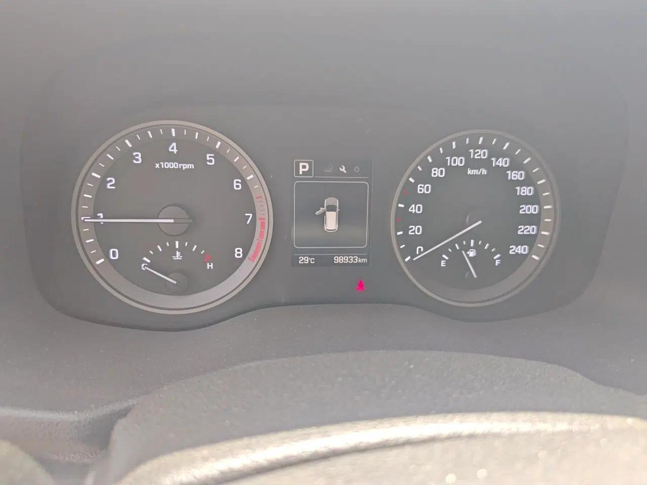Hyundai Tucson 2015 1.6T Dual-Clutch Two-Wheel-Drive Smart Model — миниатюра 12