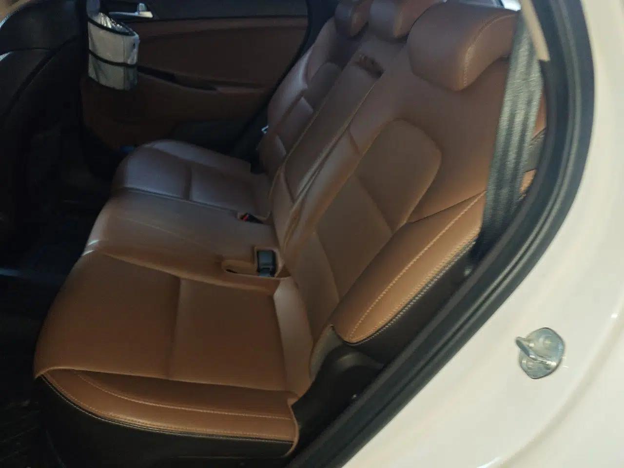 Hyundai Tucson 2015 1.6T Dual-Clutch Two-Wheel-Drive Smart Model — миниатюра 17