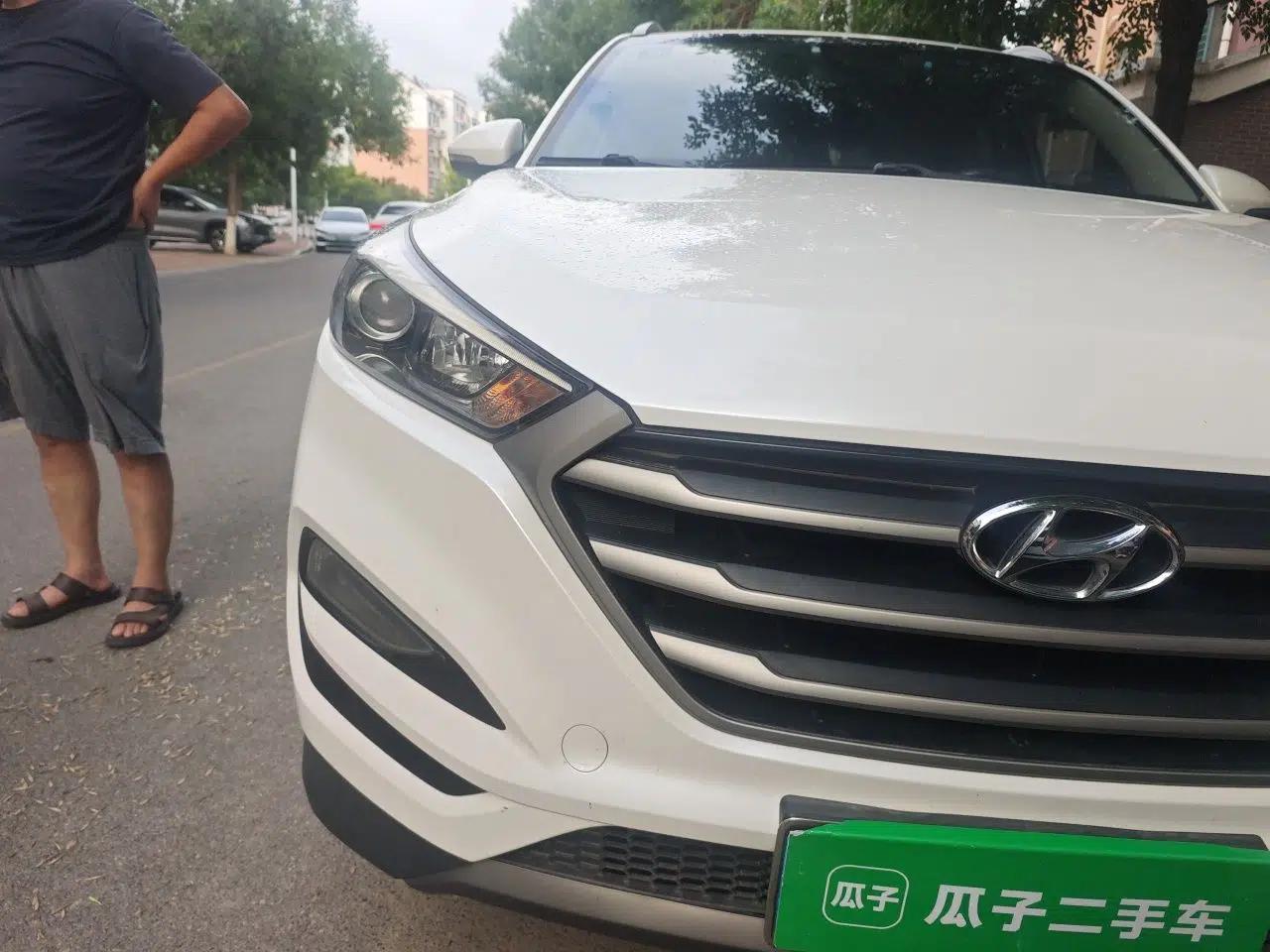 Hyundai Tucson 2015 1.6T Dual-Clutch Two-Wheel-Drive Smart Model — миниатюра 7